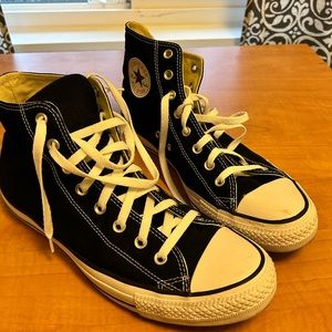 Men’s Converse Size 11 Black